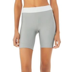 Alo Yoga Limited Edition Rider Bike Shorts in Lead